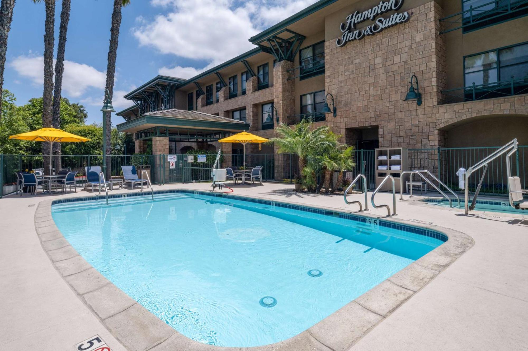 Hampton Inn & Suites Agoura Hills Exterior foto